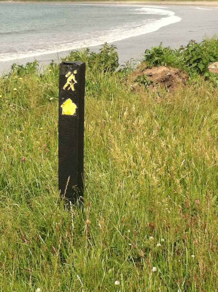 The yellow hiking man